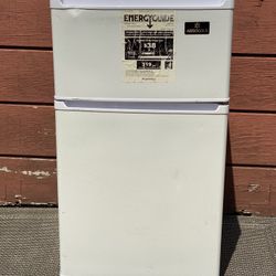 Absocold Mini Fridge 