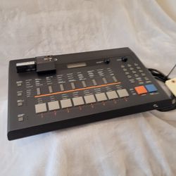 Kauai R-100 Drum Machine 