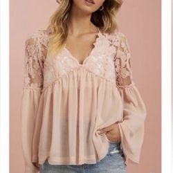 NWT Altar'd State Blush Rosemary Lace Tunic Top