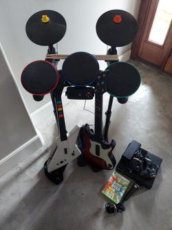 Guitar Hero Warriors of Rock bundle Xbox 360 Rockband Rock Band Hero