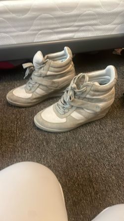 Sneaker edges