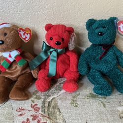 3 Ty Beanie Babies 2001 Mistletoe 2001 Green Holiday Teddy 2008 Holiday Teddy