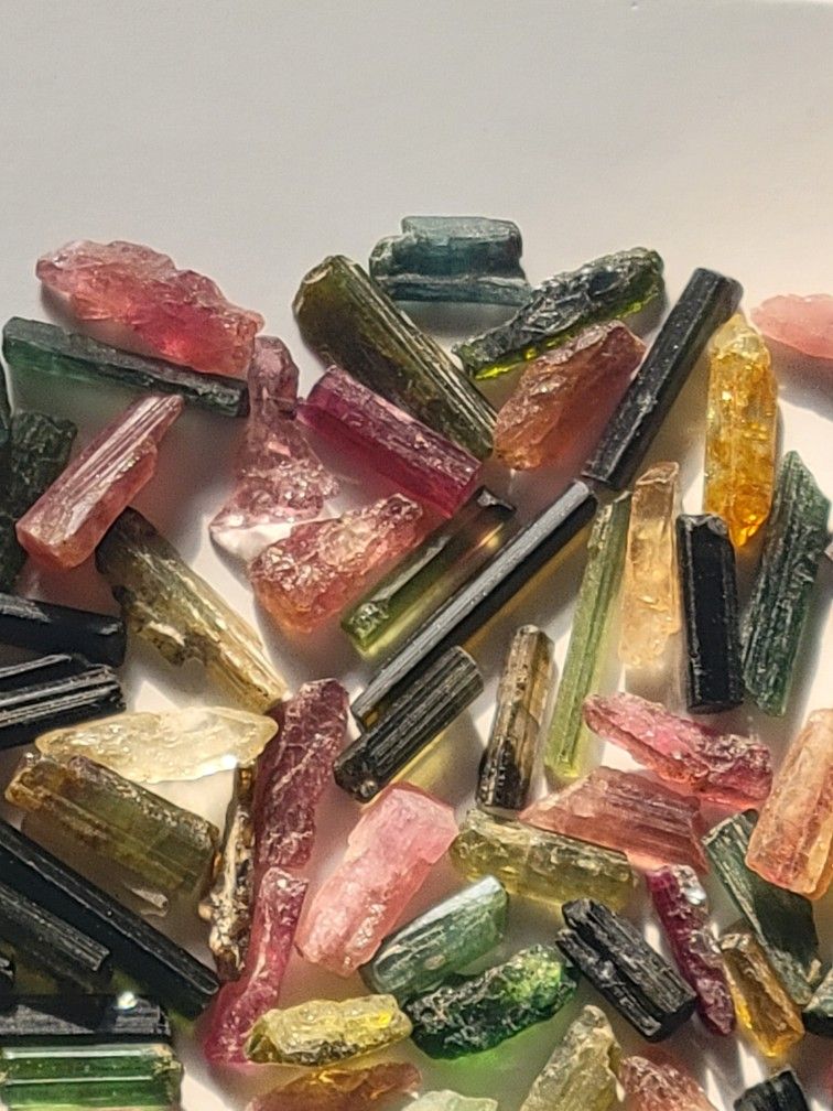 15pcs. Natural Tourmaline Crystal Sticks - 6-10mm