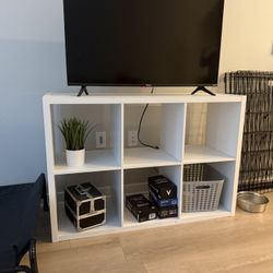TV Stand (White)