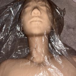 makeup/aesthetician mannequin head