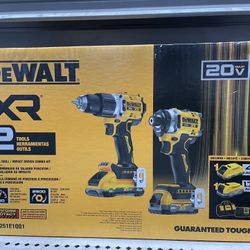 Dewalt Drill XR 20v Hammer / Impact Combo Set Model: DCK251E1QQ1  RETAIL PRICE 339.00 Home Depot 