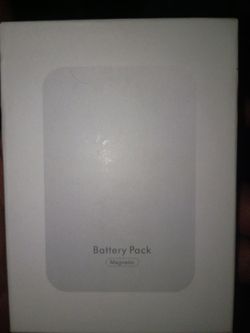 magnetic wireless battery pack