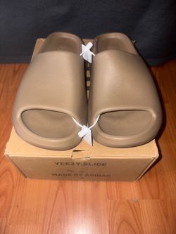 Yeezy Ochre slides sizes 5-9