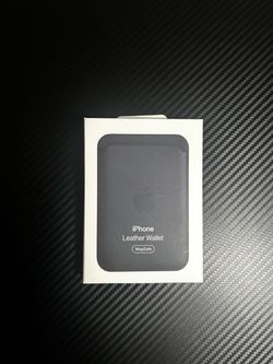 Apple iPhone MagSafe Leather Wallet