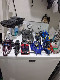 Batman vehicles set. good condition.