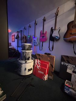 Custom 3pc Drum Kit w/ BRAND NEW Evans Heads