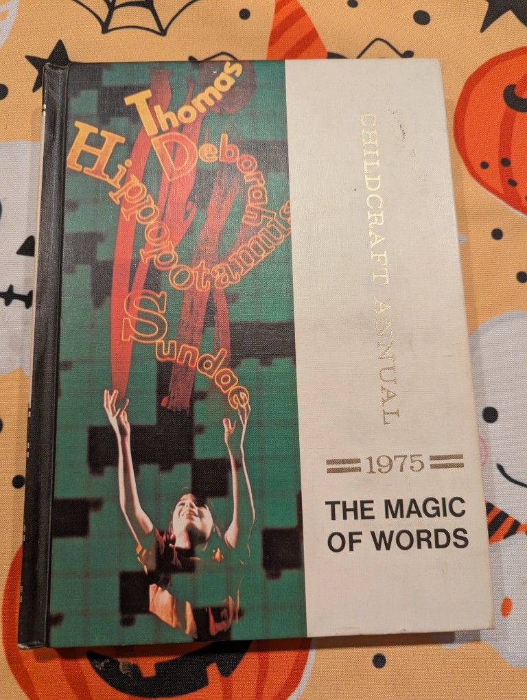 Childcraft Annual 1975 - The Magic Of Words