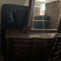 Dresser, and  Mirror.