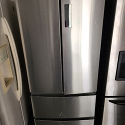 Refrigerator (Front Scratch)