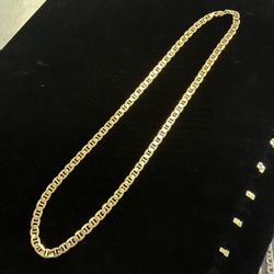 10k Gucci Link Necklace 