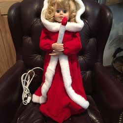 Vintage Christmas Doll (motion)