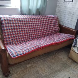 Sofa futon opens to bed