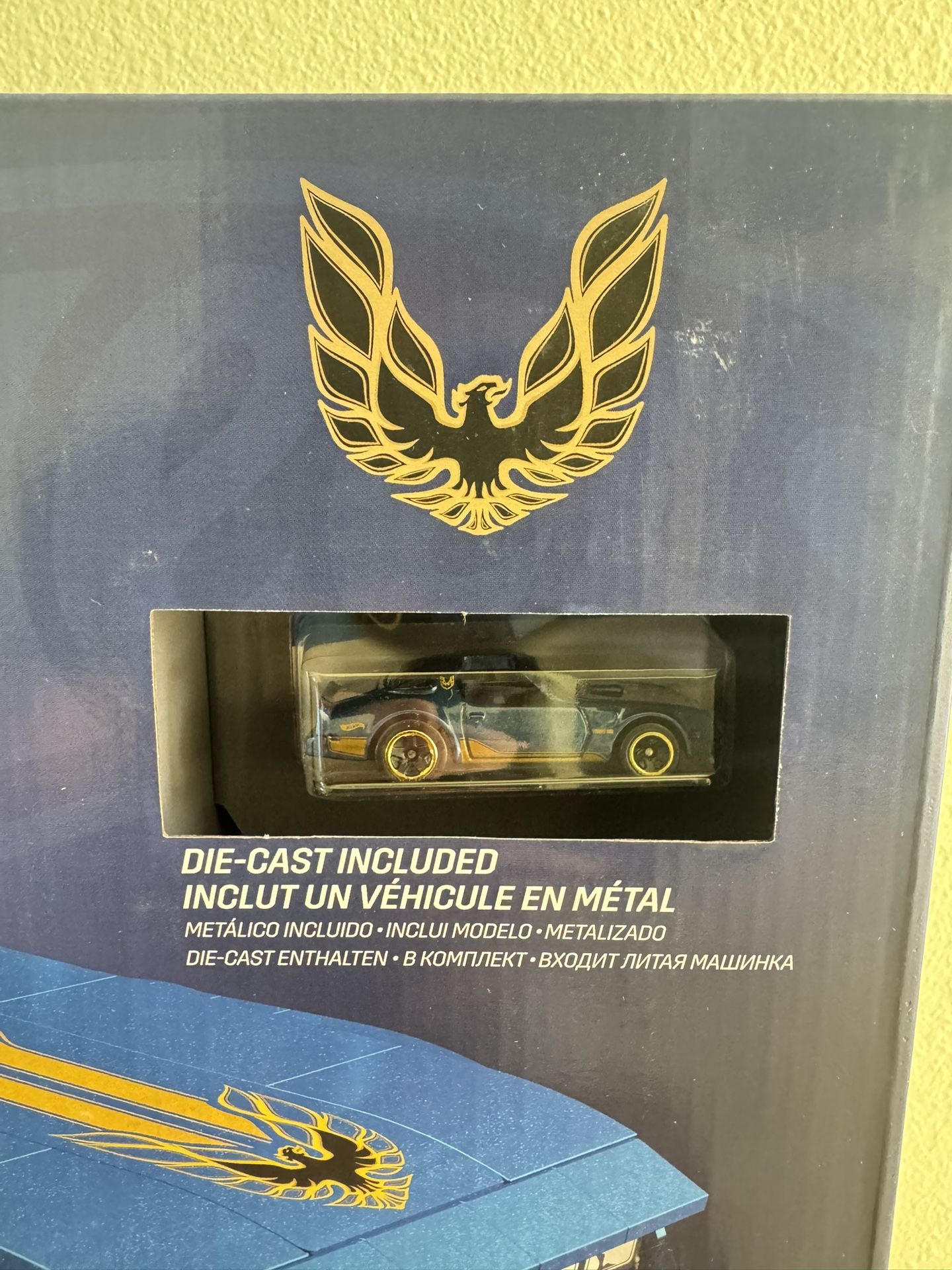 Mattel Mega Hotwheels 77 Pontiac Firebird