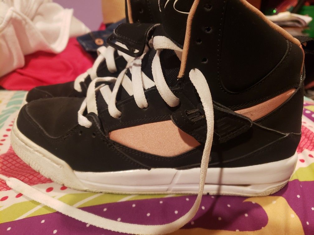 Kids Jordan's Size Y5