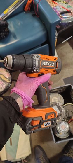 Rigid drill w/battery's and charger