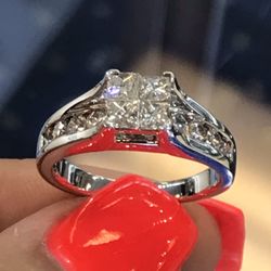 14k White Gold Engagement Ring With 1.00ct Diamonds 