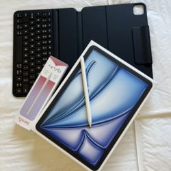 Apple IPad Air 11” ( M3 chip / 2025 Newest) 128GB with pen, keyboard case & Accessories  (open box) 