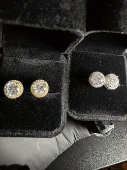 Double decker big face studs