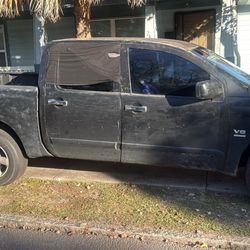 2004 Nissan Titan