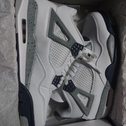 AIR JORDAN 4"MIDNIGHT NAVY"