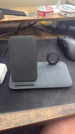 Anker charging station