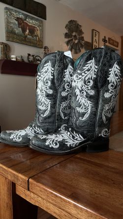 Corral Women’s Western Boots