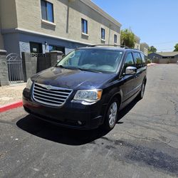 2010 Chrysler Town & Country