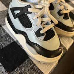 Jordan 4s 