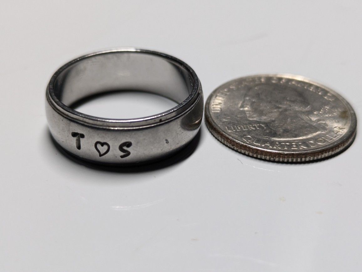 T <3 S Ring 925 Sterling Silver , Like New 