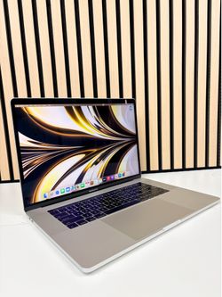 MacBook Pro 15” Laptop Apple Intel Quad Core i7/16GB RAM/1TB Touch Bar⚡️ Microsoft Office Word Excel,Logic,Final Cut💻 1 Year Warranty✅ $0 Down Financ