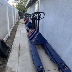 Standard Pallet Jacks 