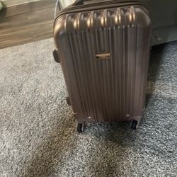 Suitcase 