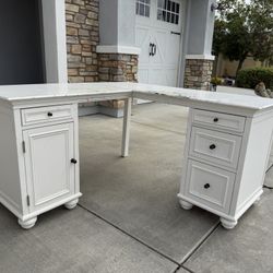 Pottery Barn Teen Chelsea  Corner Desk