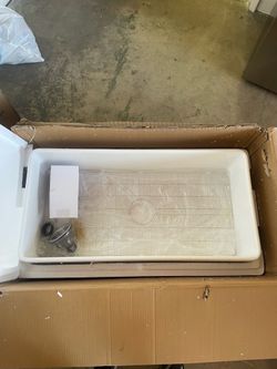 Los Flexi 36 in. Apron Front Farmhouse Sink, White Durable Fireclay Kitchen Sink, With Custom Bottom Grid And Strainer Drain