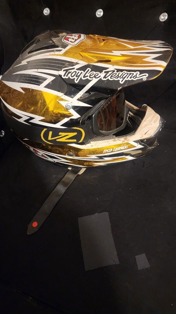 Von Zipper Moto Helmet