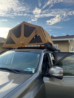 ROOF TENT