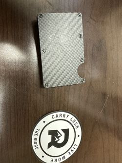 Ridge Wallet W/ AirTag