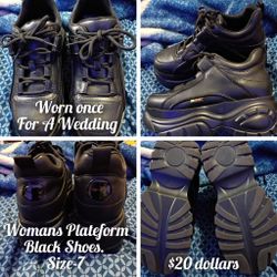 Womans Plateform Black Shoes. Size-7