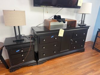 Black Dresser and Matching Nightstand Set