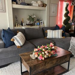 Sectional Couch 