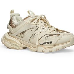 WOMEN'S TRACK SNEAKER IN BEIGE