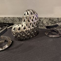 Selling My Candle Holder, Heart Decor