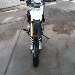 Syx Moto Whip 125cc Dirt bike 