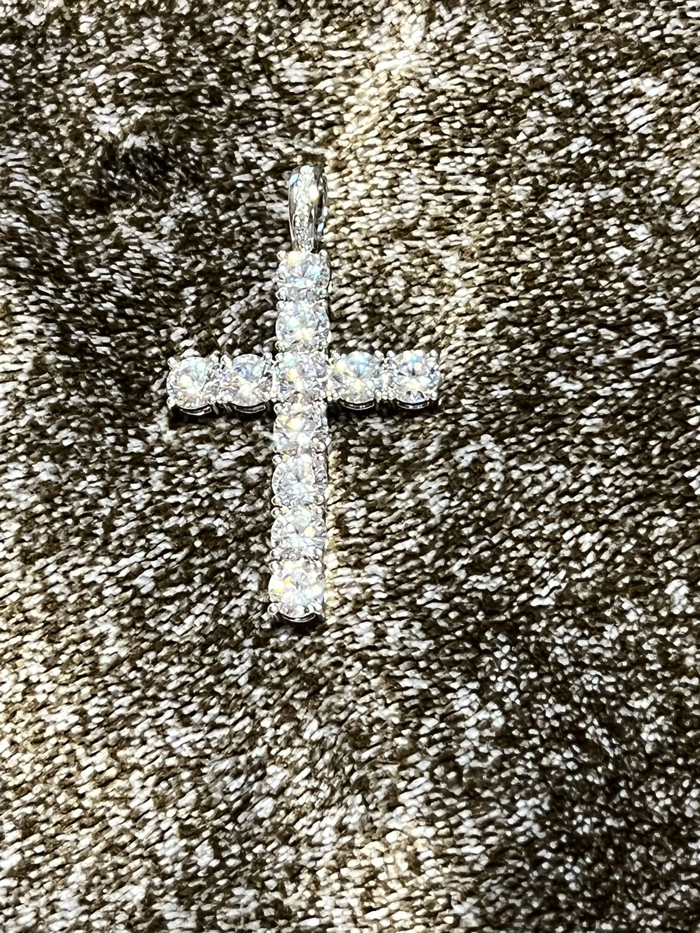 Cross Pendant (brand new)