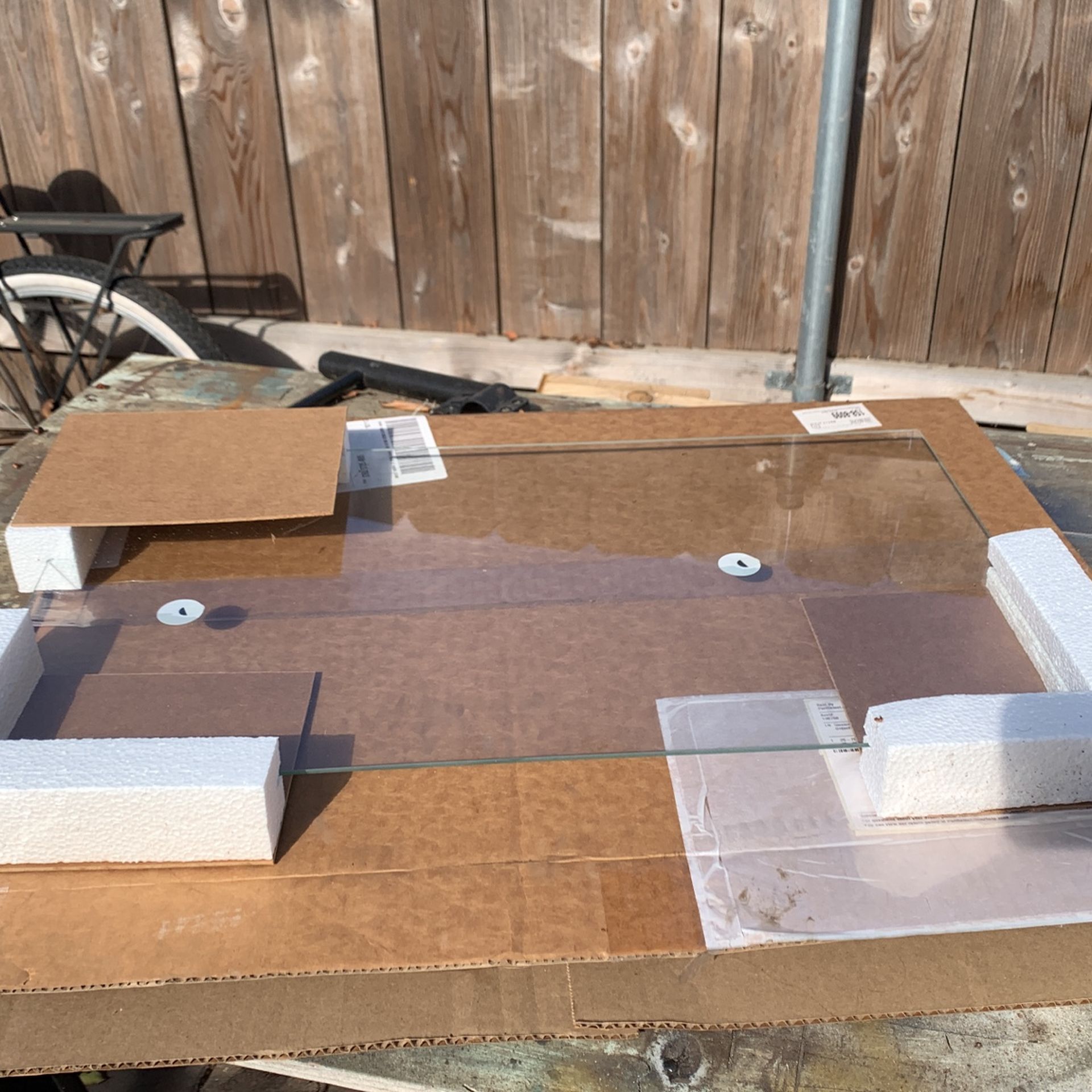 Refrigerator / Shelf / Frame glass